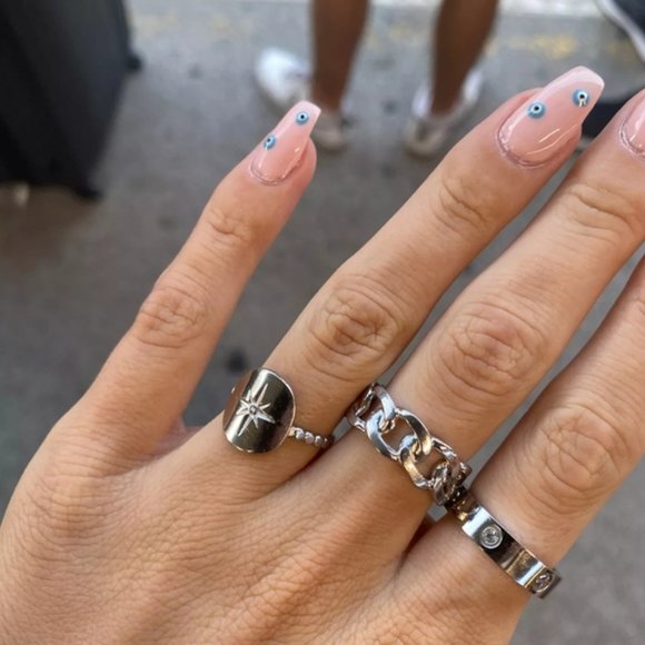 🍒  Chain Link Ring - Picture 3 of 10